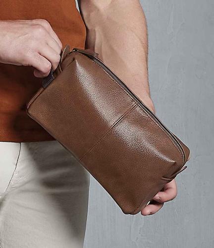 Quadra NuHide� Washbag